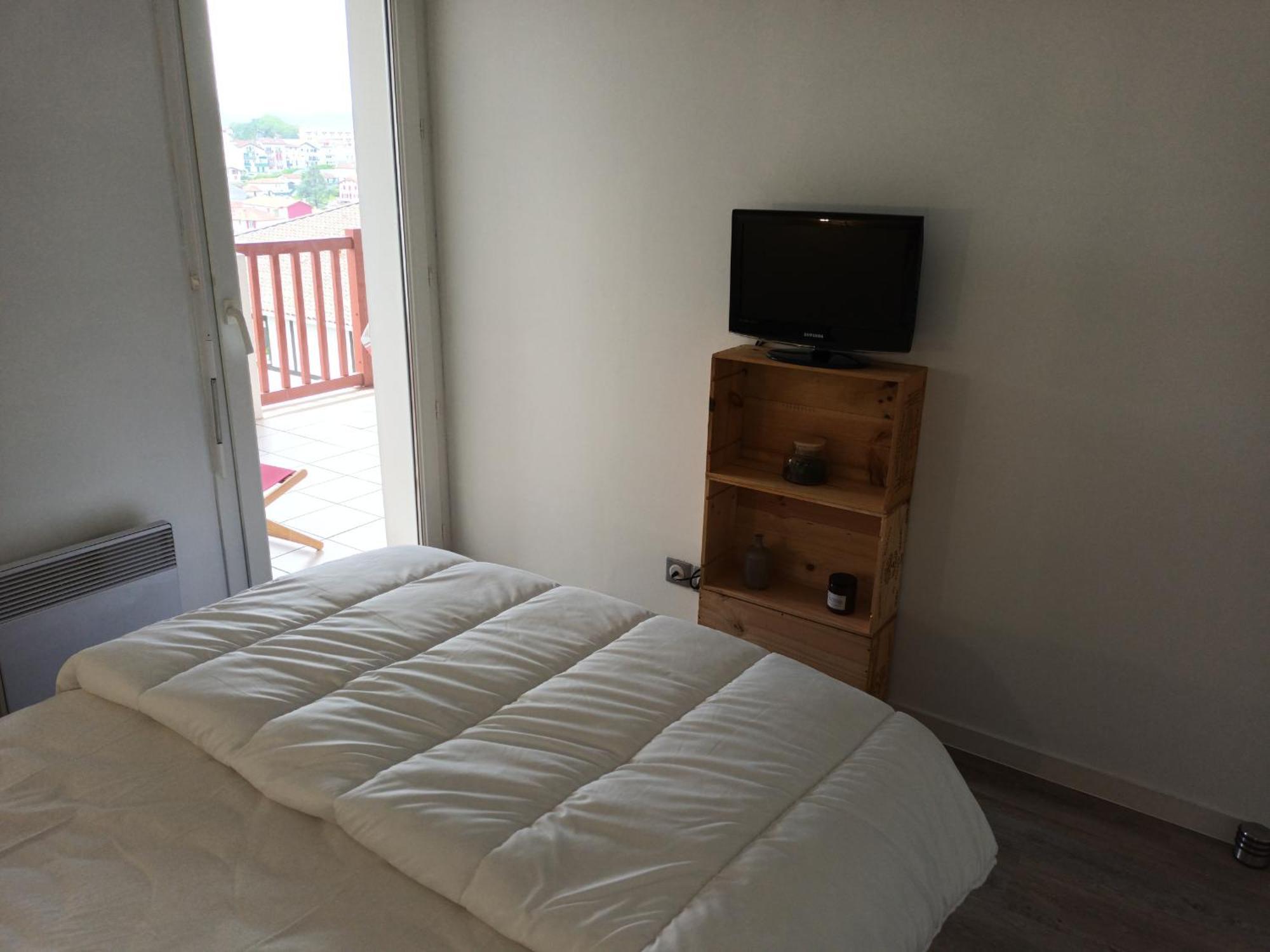 Appart. 2* A Hendaye, Proche Centre, Parking Privatif - Fr-1-239-777 Apartment Exterior photo